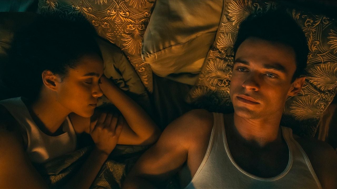 Invitación al infierno : Foto Nathalie Emmanuel, Thomas Doherty