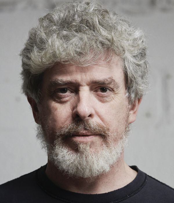 Póster Andrew Bennett (II)