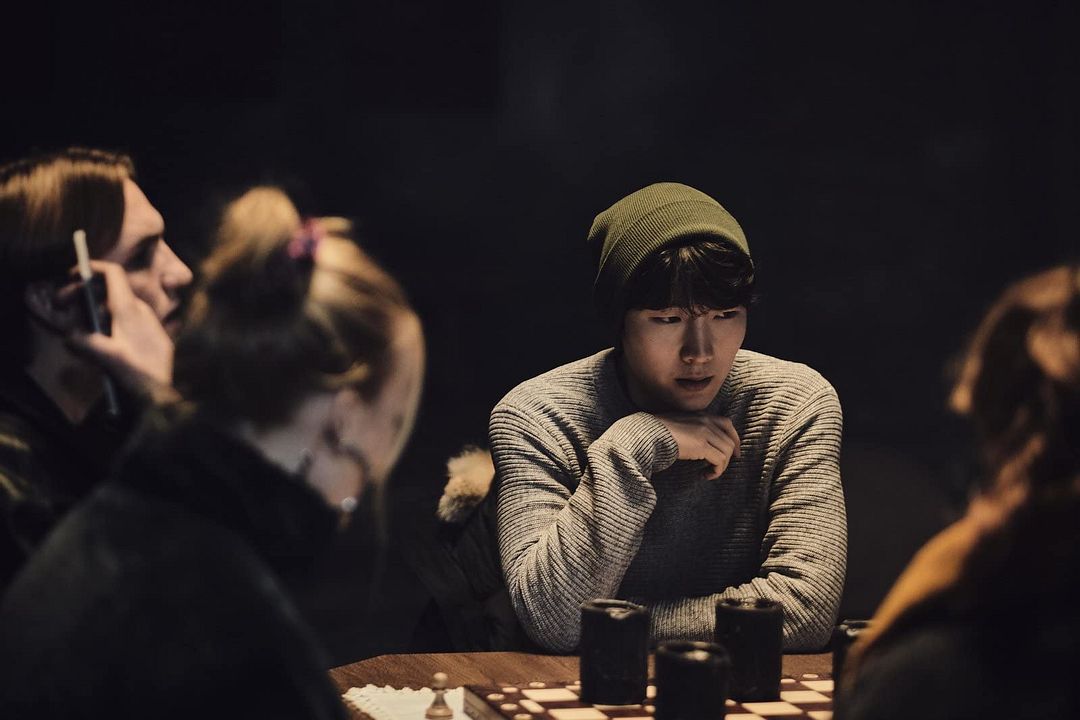 The Darker The Lake : Foto