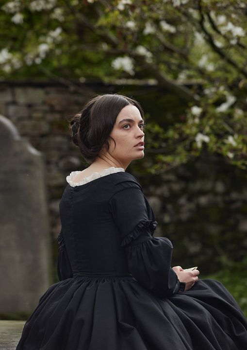 Emily : Foto Emma Mackey