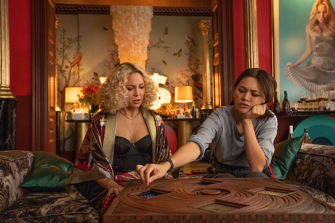 Glass Onion: Un misterio de Knives Out : Foto Kate Hudson, Jessica Henwick