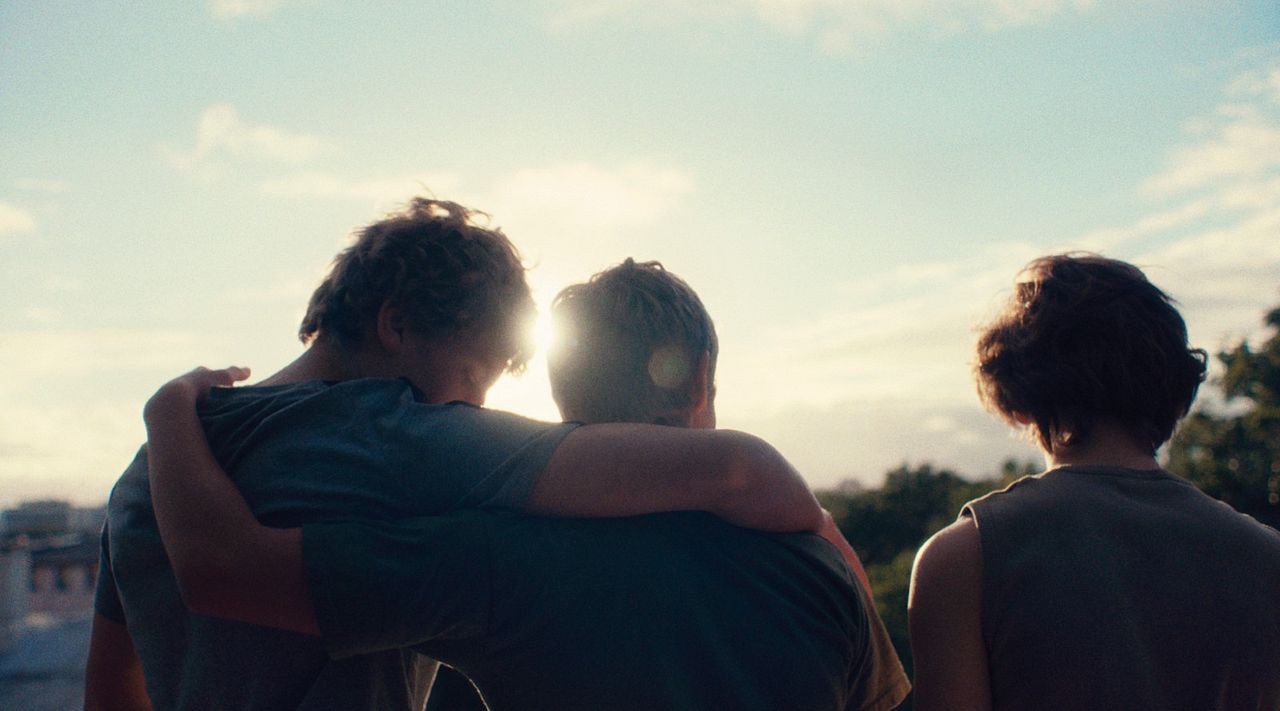 Beautiful Beings : Foto