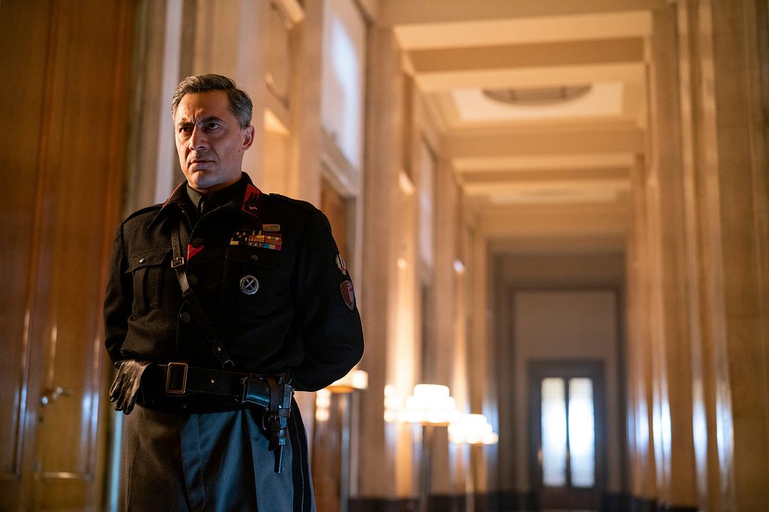 Robbing Mussolini : Foto