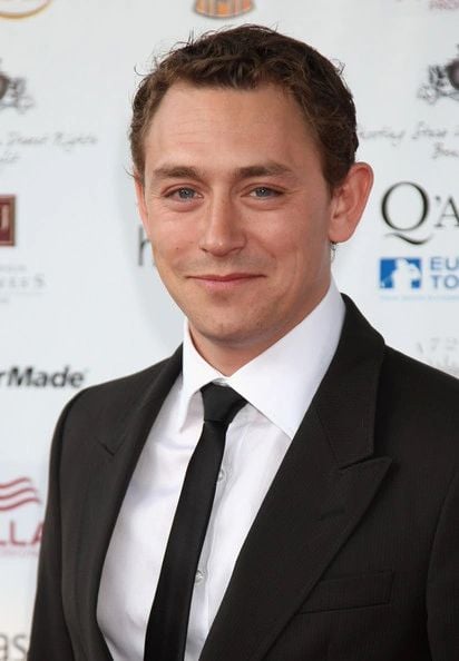 Póster JJ Feild