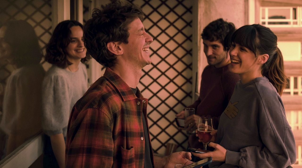 Un año, una noche : Foto Quim Gutiérrez, Noémie Merlant, Natalia de Molina