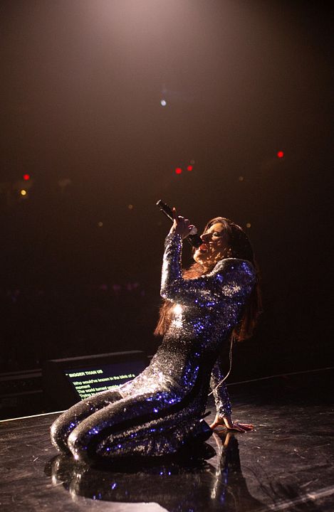 Idina Menzel: Which Way To The Stage? : Foto Idina Menzel