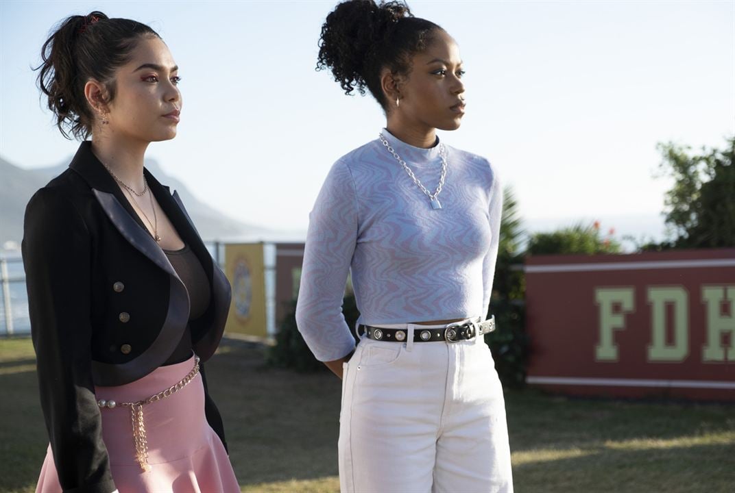 Darby And The Dead : Foto Riele Downs, Auli'i Cravalho