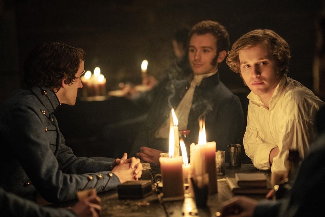 Los crímenes de la academia : Foto Harry Melling