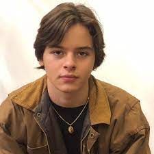 Póster Mace Coronel