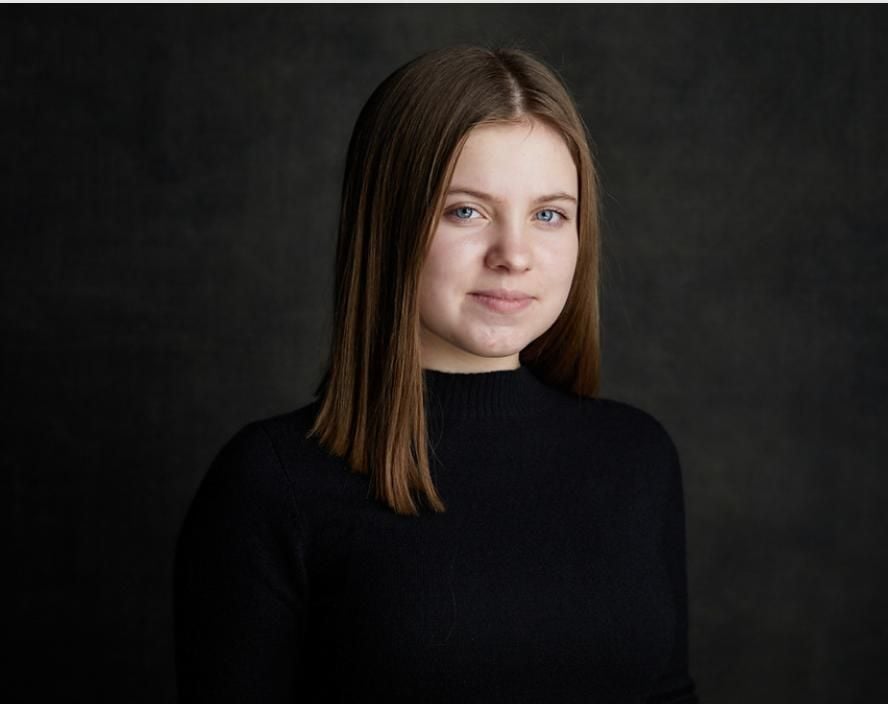 Póster Kate Hallett