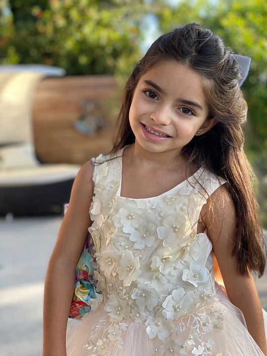 Póster Aitana Derbez Rosaldo