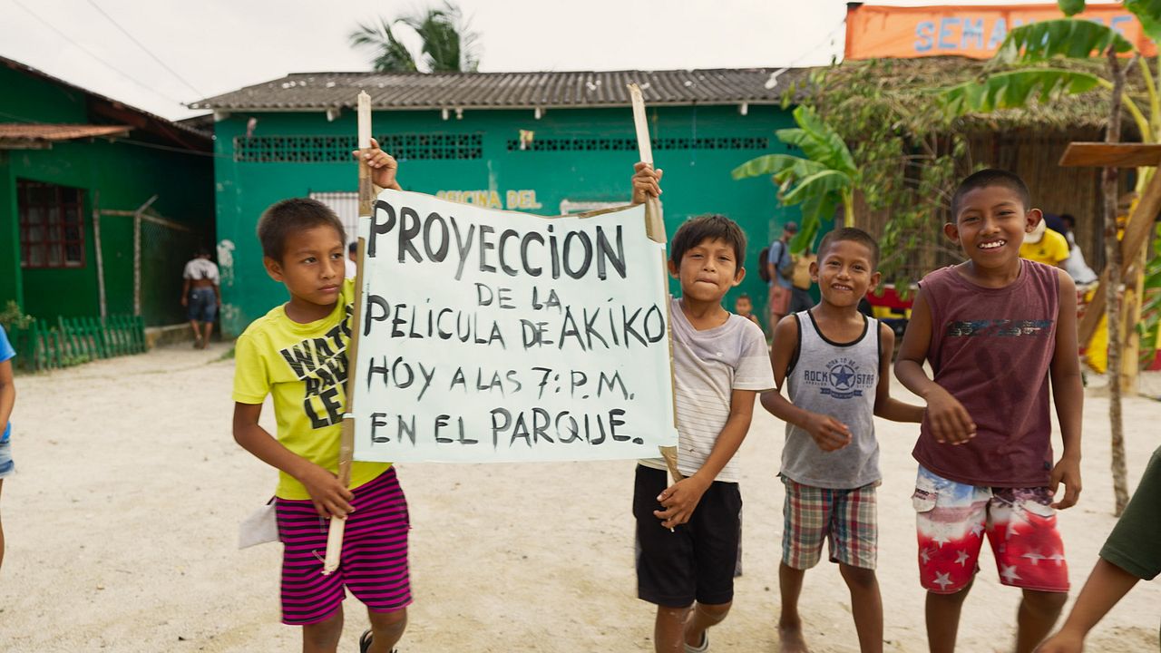 God is a Woman : Foto