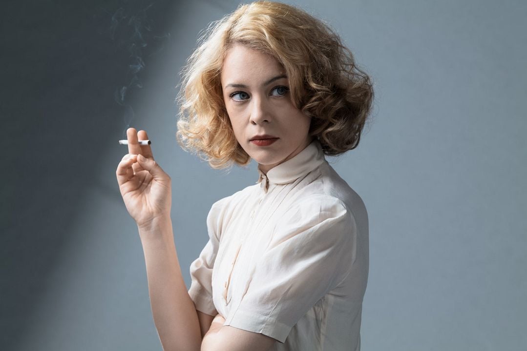  Stella, Una Vida : Foto Paula Beer