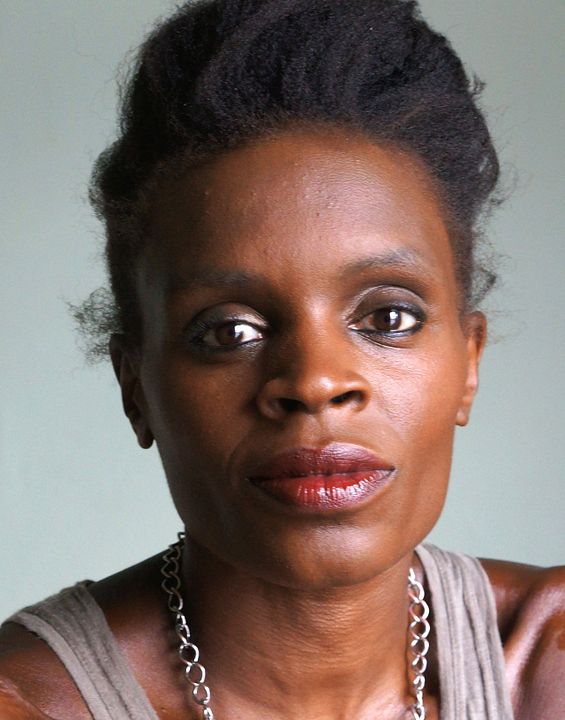 Póster Okwui Okpokwasili