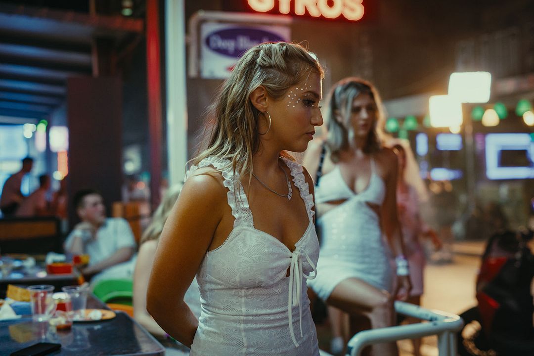 Cómo Tener Sexo : Foto Mia McKenna-Bruce