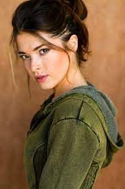 Póster Virginia Tucker