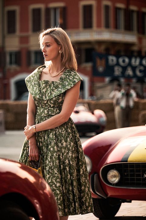 Ferrari : Foto Sarah Gadon