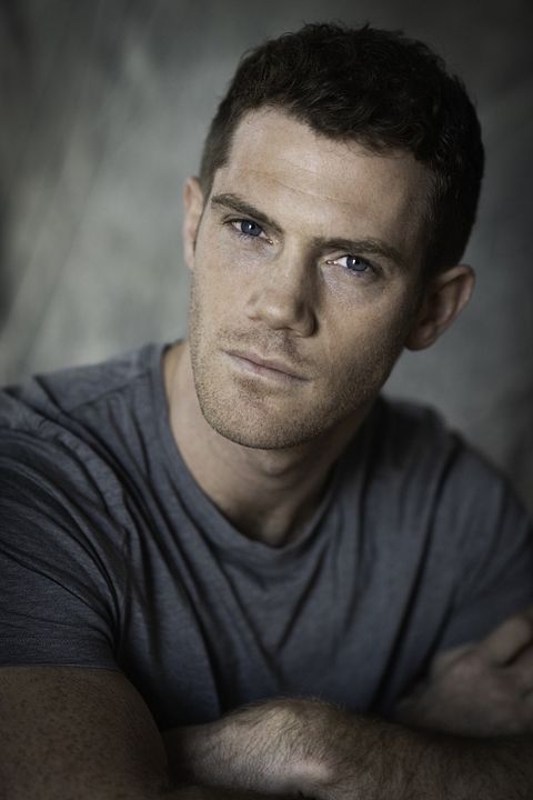 Póster Alistair Brammer