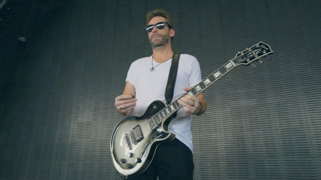 Hate to Love: Nickelback : Foto