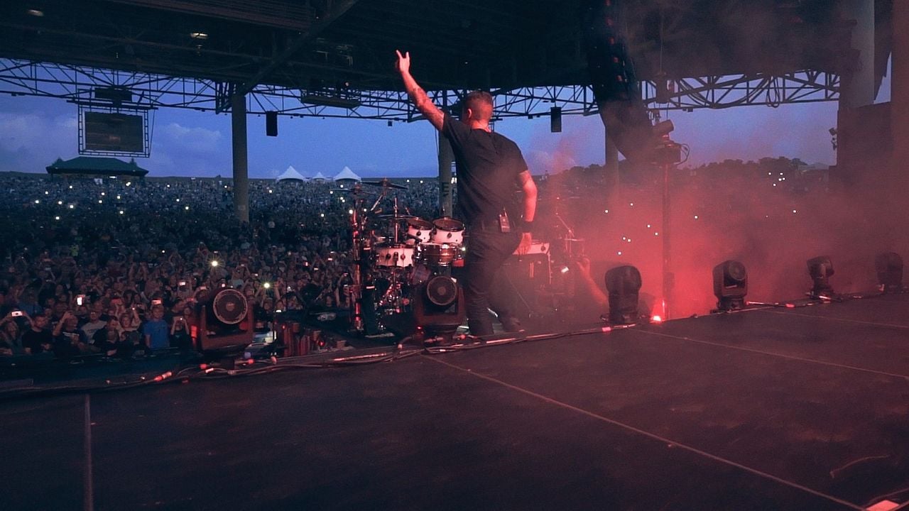 Hate to Love: Nickelback : Foto