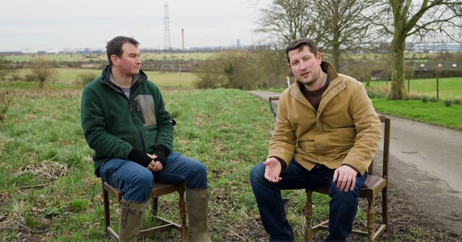 Six Inches of Soil : Foto