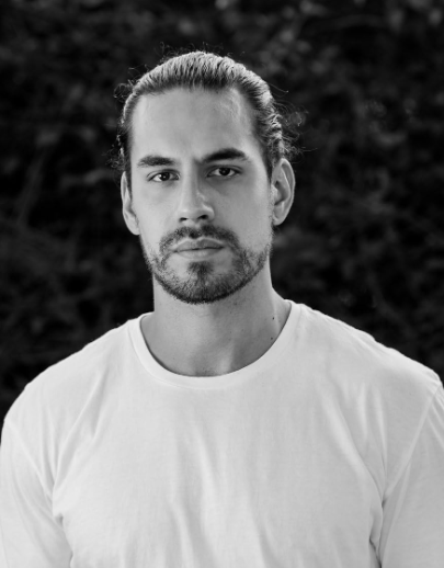 Póster Ryan Wahanga