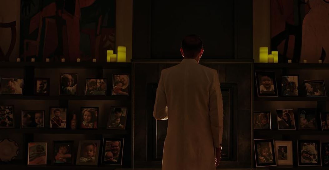 The Institute : Foto