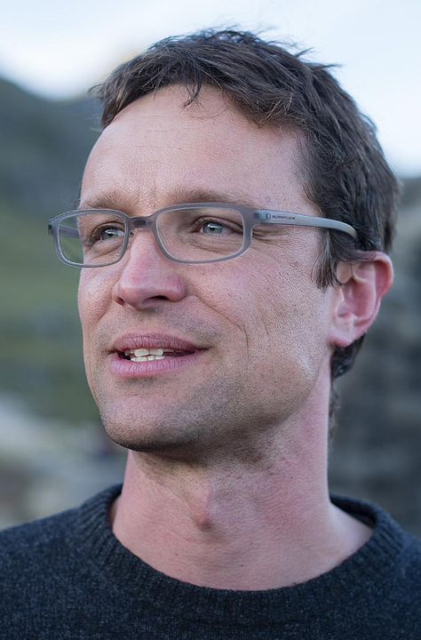 Póster Claudio Fäh