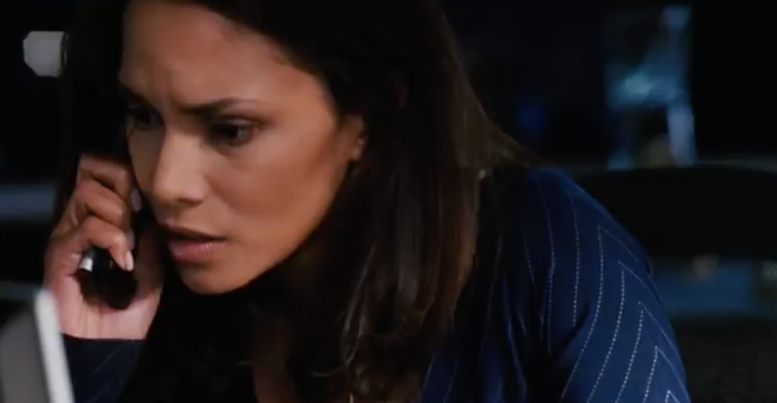 Trailer de la película Seduciendo a un extraño 'Seduciendo a un extraño' Tráiler oficial en Trailer de la película Seduciendo a un extraño 'Seduciendo a un extraño' Tráiler oficial en